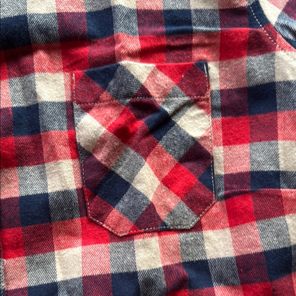 Field & Stream Red and Blue Casual Button Down Shirt - Picture 4 of 6
